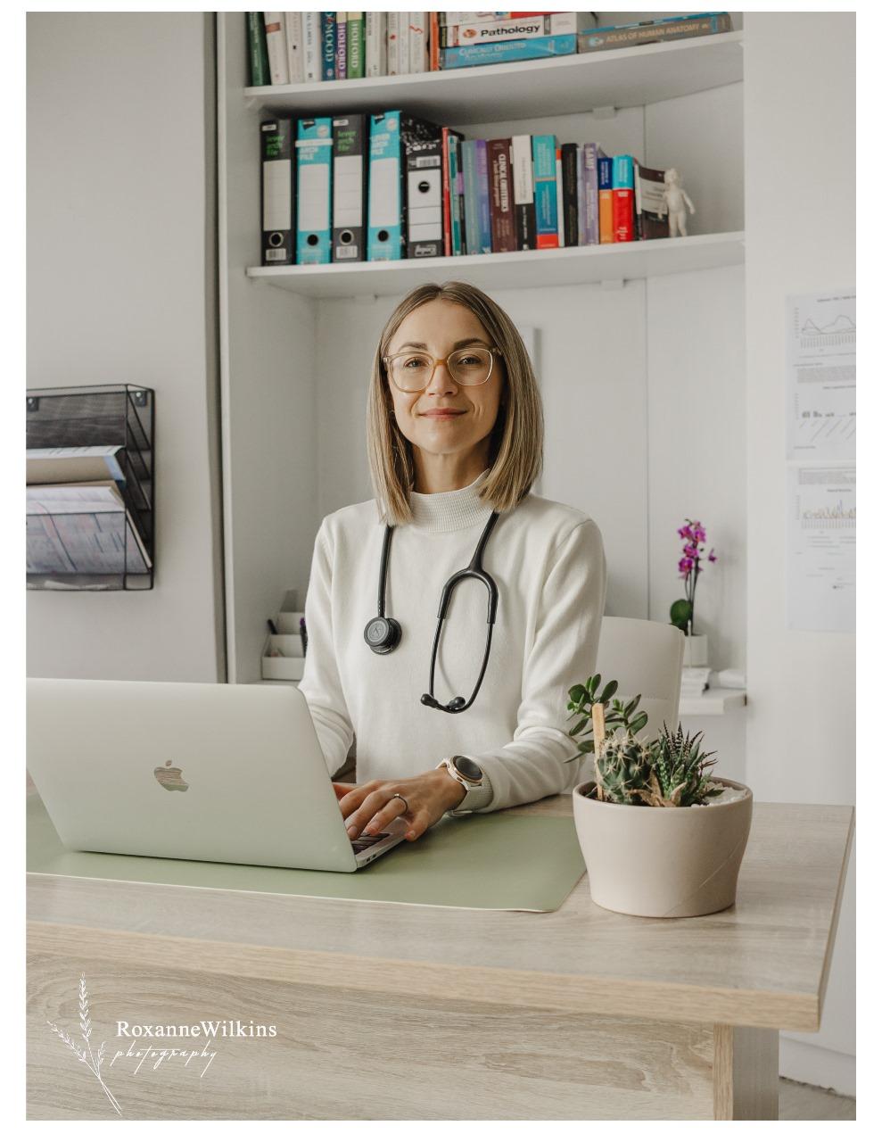 Portrait of Dr Lana Bouwer, General Medical Practitioner
